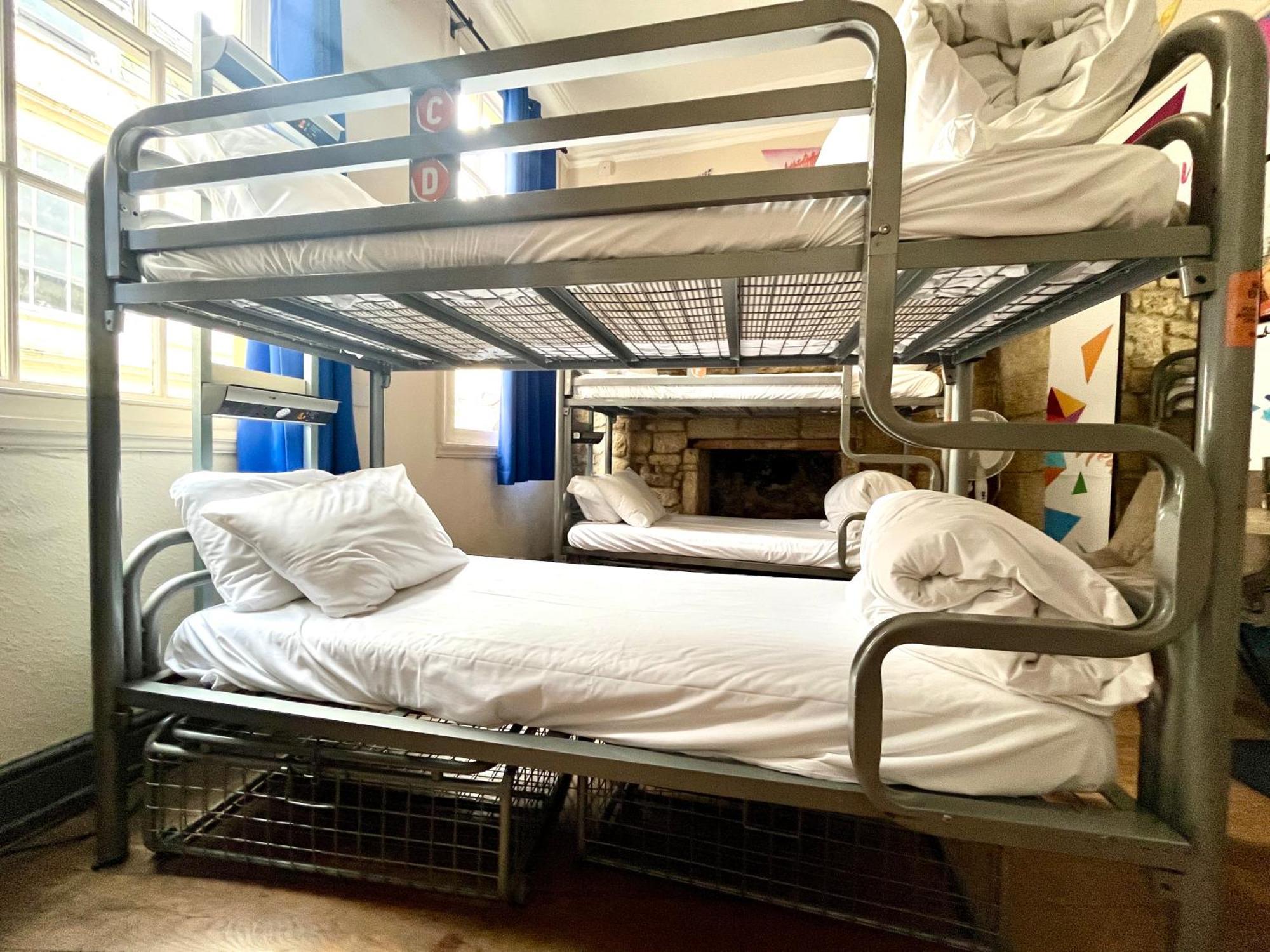Hostal St Christopher's *