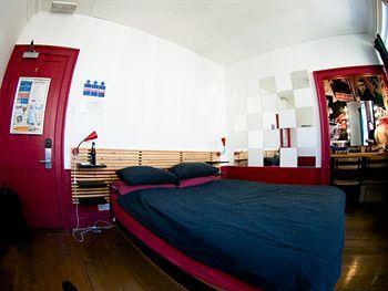 St Christopher's Hostal