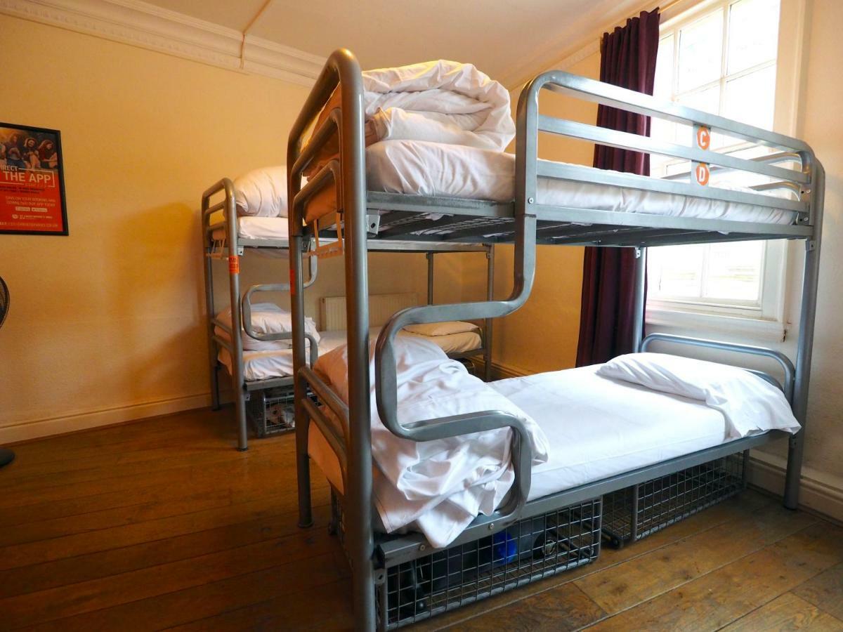 Hostal St Christopher's *